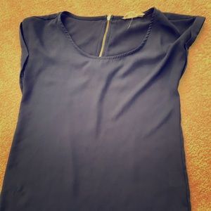 Pink rose navy blue sleeveless shirt